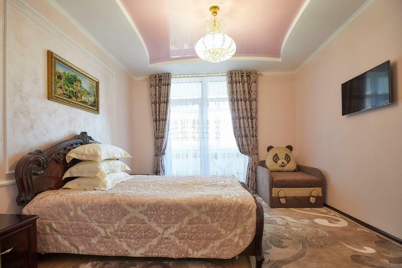 Luxury Apartament 2 Truskavec' Esterno foto